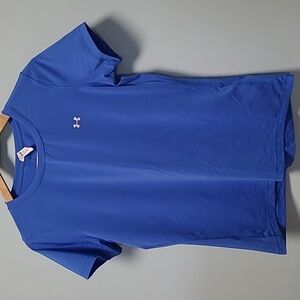 Under Armour Heat Gear Fitted T-Shirt. Size Medium.
